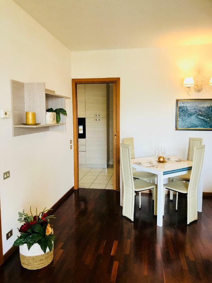 Chic Panoramic Apartment Бергамо Экстерьер фото
